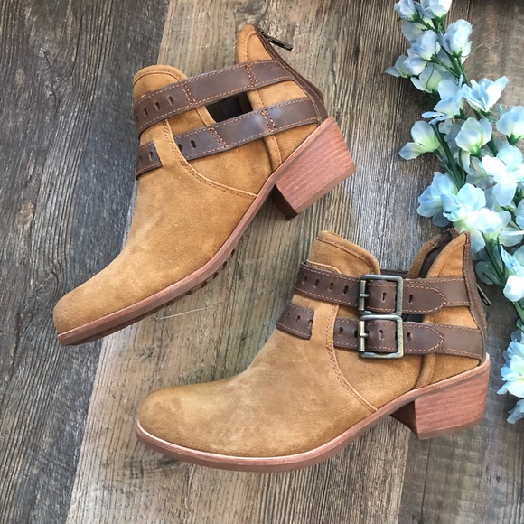 ugg patsy ankle boots